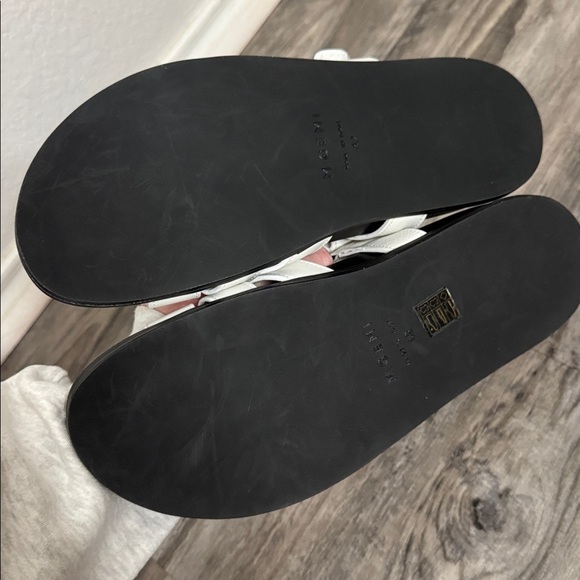 NEW M. Gemi "The Emanuela" White Leather Sandals Size 11 - Picture 4 of 5